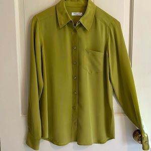 Equipment Femme Silk Button-down Shirt, Chartreuse green, Size XS, EUC